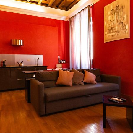 Barberini Apt Close To Fontana Di Trevi Róma Kültér fotó